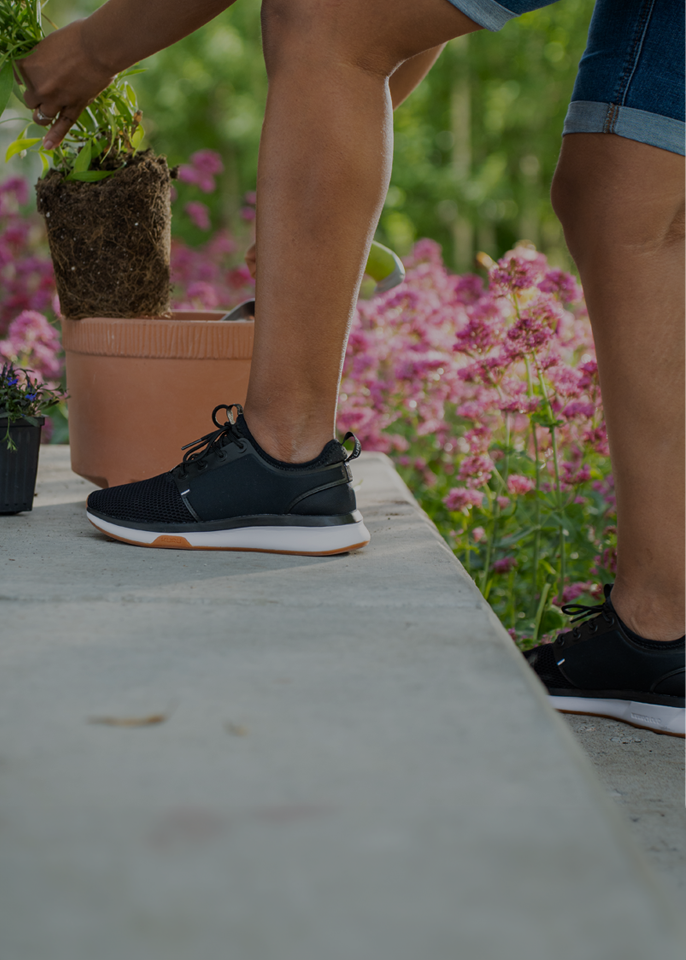 ATOM Sneaker Women Gardening Mobile