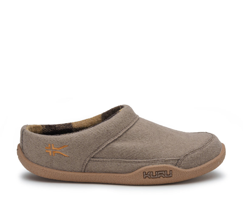 Outside profile details on the KURU Footwear DRAFT Women's Slipper in Sand-Gum